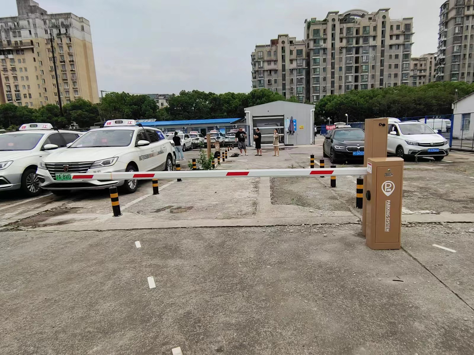 T16直杆-出租车停车场.jpg