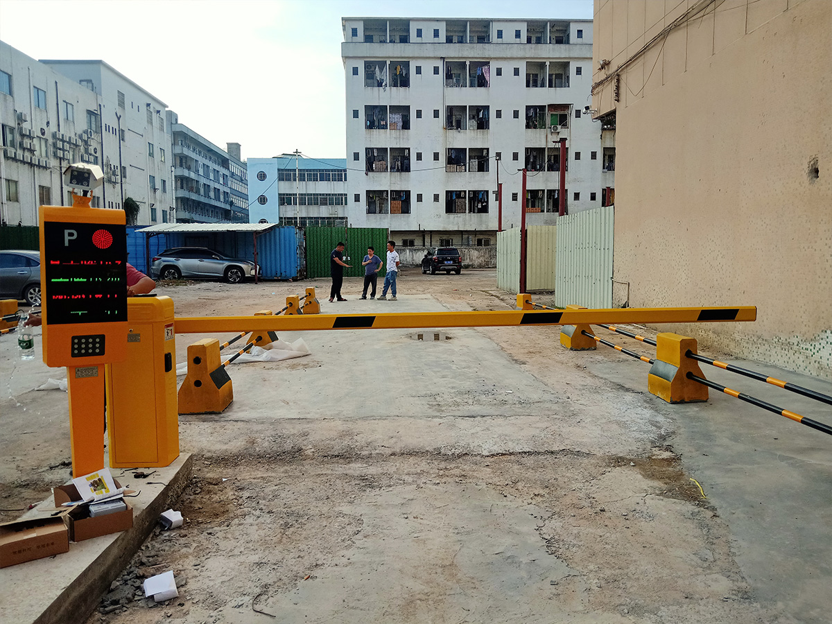 T405直杆-石碣停车场02.jpg